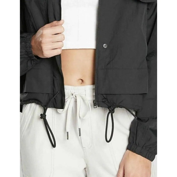 NWT Athleta Canopy Parachute Performance Jacket Size M Black BRAND NEW $158 Zip - Picture 5 of 16